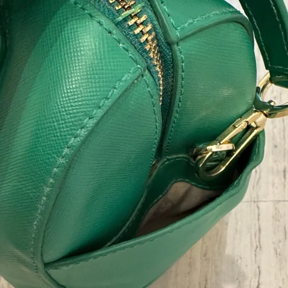 *Vintage & Like New* Tory Burch Barrel Satchel💚 - Picture 11 of 16